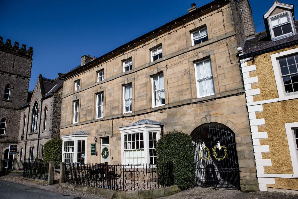 The Priory Bed and Breakfast Middleham Exteriör bild