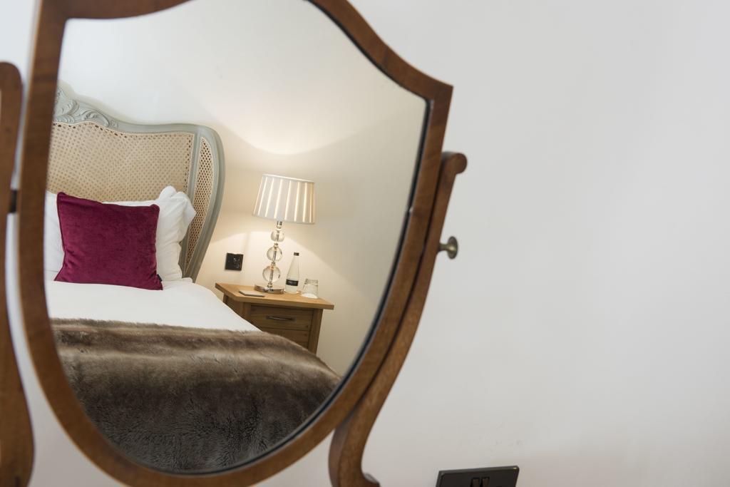 The Priory Bed and Breakfast Middleham Exteriör bild