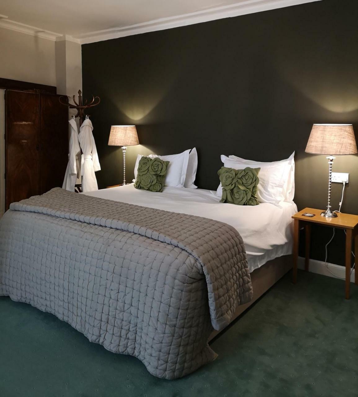 The Priory Bed and Breakfast Middleham Exteriör bild